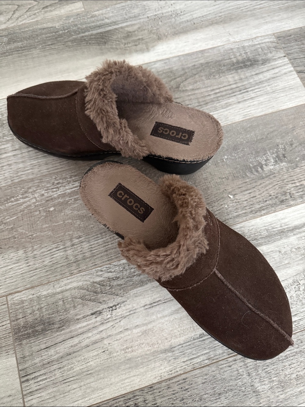 CROCS Brown Faux Fur Lined Suede Clog Mules